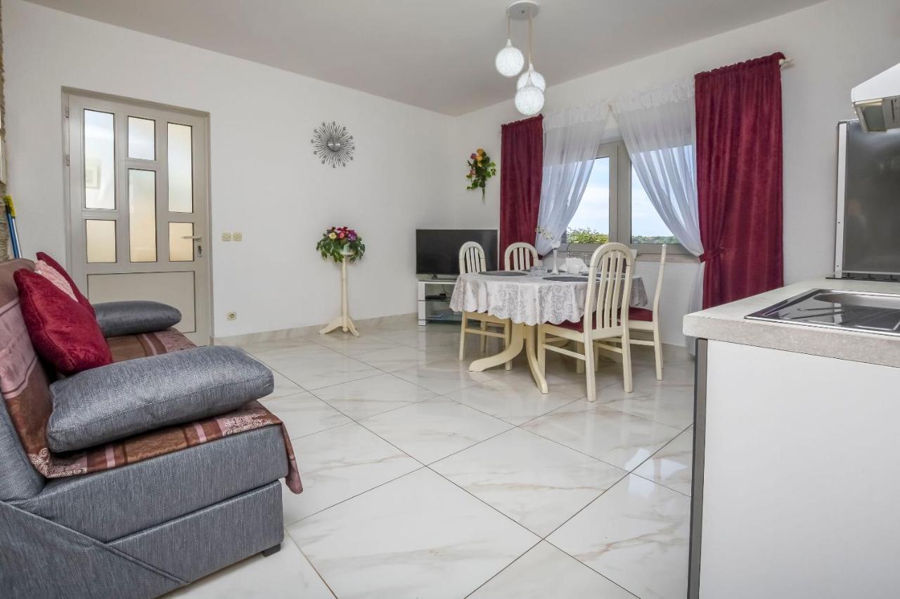 Apartment Iryna Rogoznica  Exteriör bild