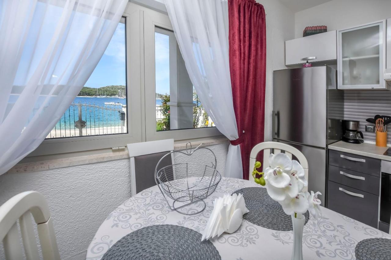 Apartment Iryna Rogoznica  Exteriör bild